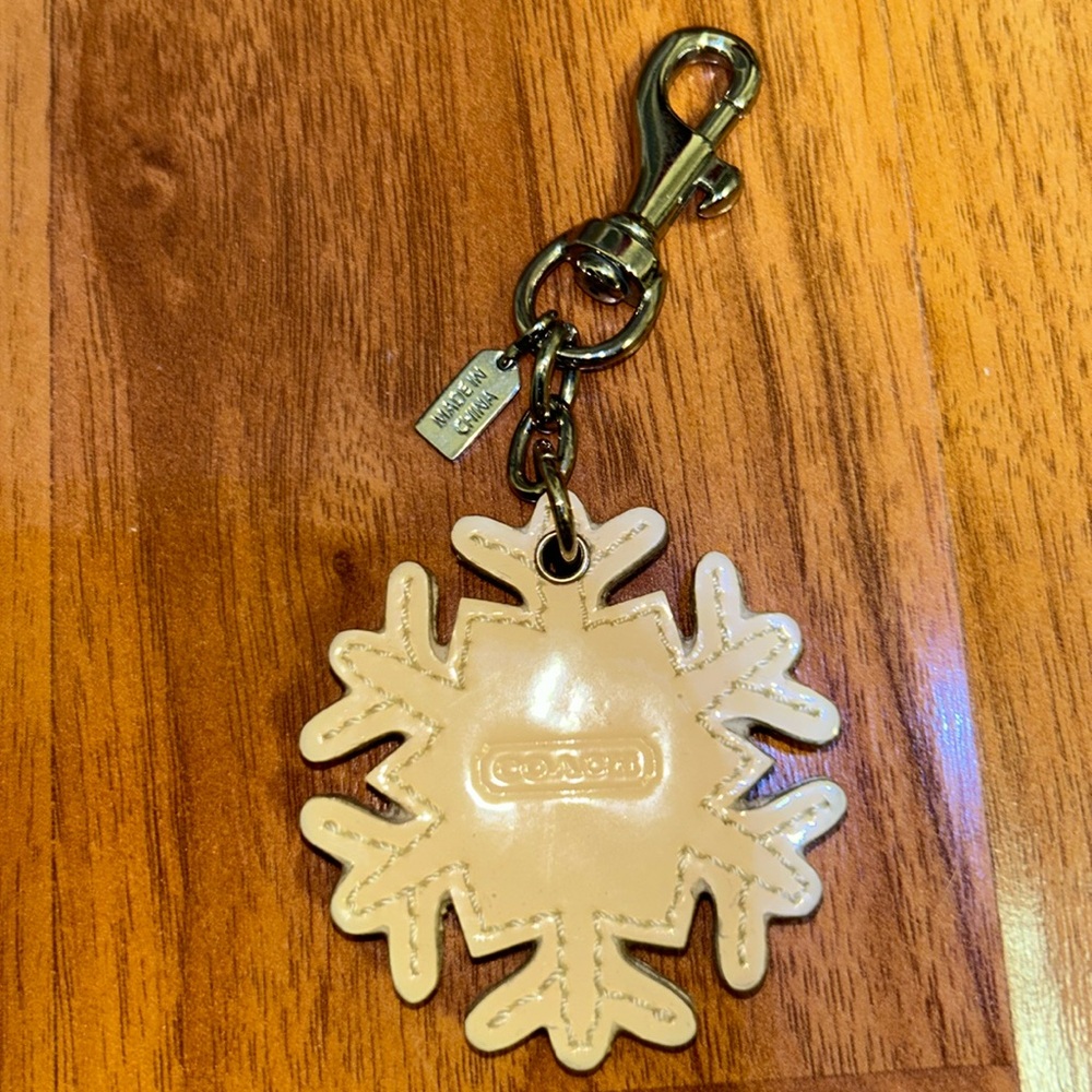 Coach Snowflake ❄️ Leather Keychain Bag Charm - Picture 9 of 14